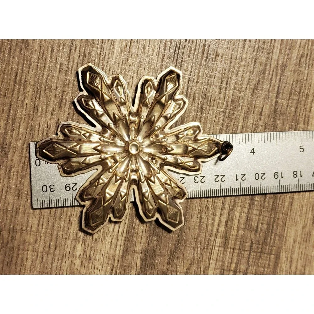 1974 Gorham Sterling Silver Snowflake Christmas Ornament Pendant Hallmarked
